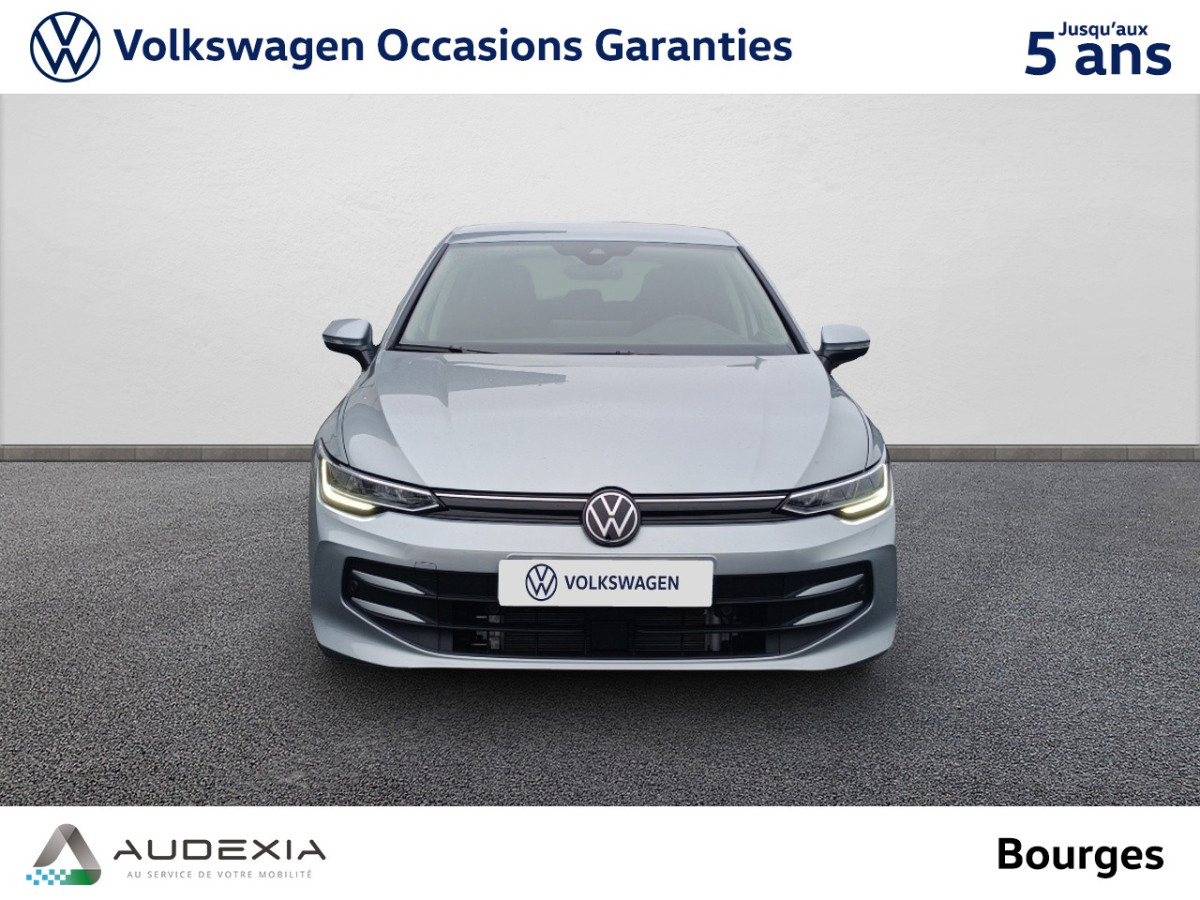 VOLKSWAGEN GOLF à Bourges