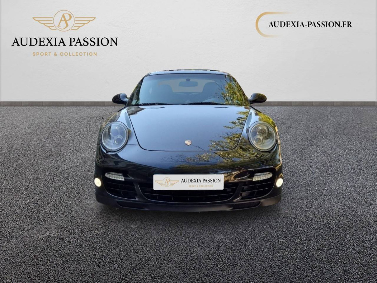 PORSCHE 911 TURBO COUPE à Bourges