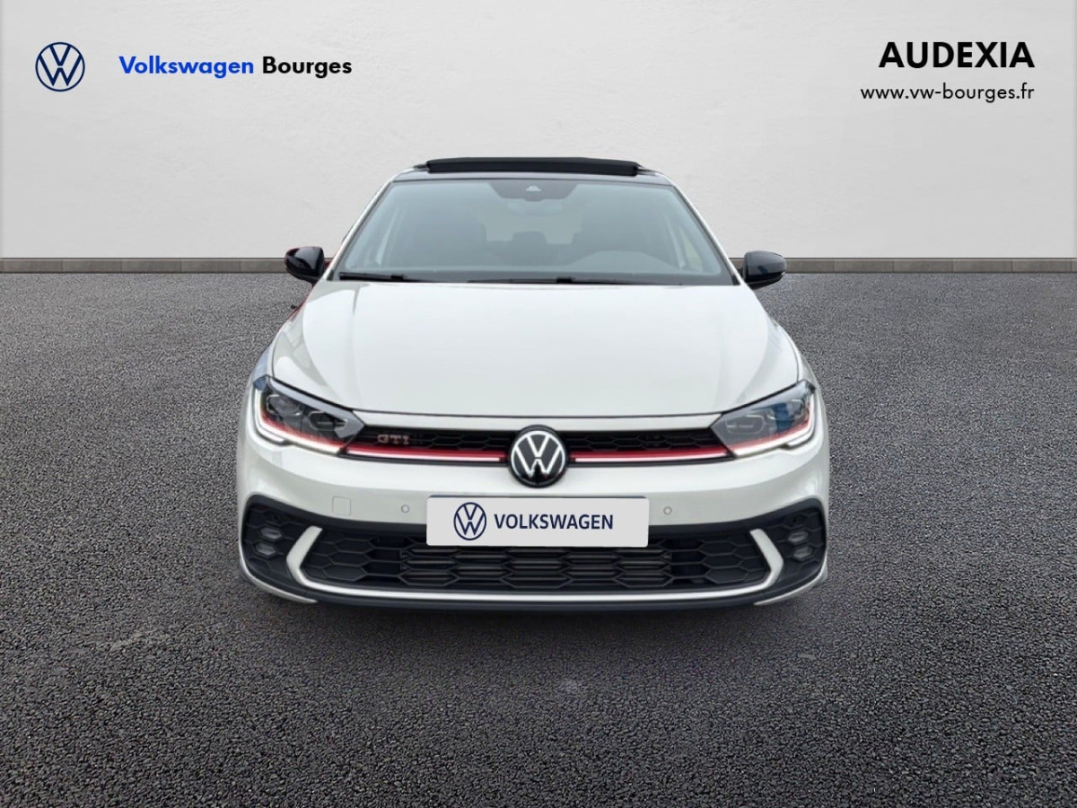 VOLKSWAGEN POLO à Bourges